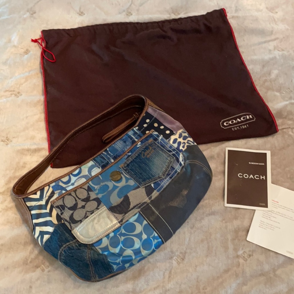 Coach shoulder bag.